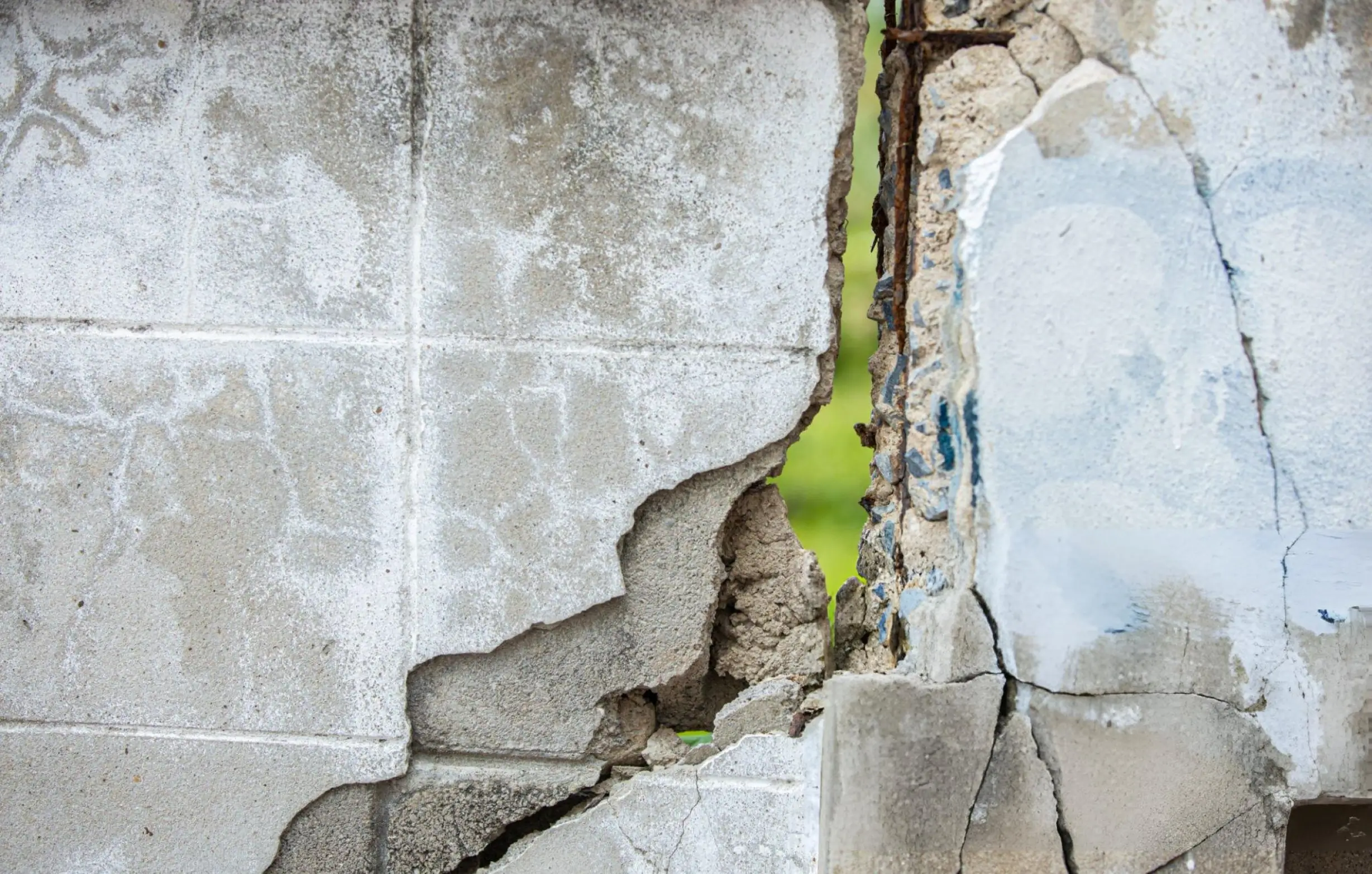 Cracked Wall / Structural Repair Services in Lake Wales