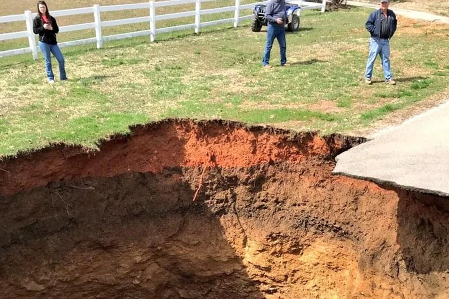 Sinkhole Remediation Services in Lake Wales